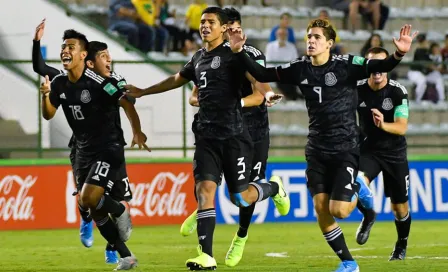 Seleccionados del Tri felicitaron a la Sub 17 por pase a Final del Mundial