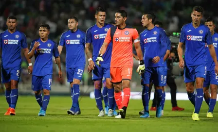 Defensiva de Cruz Azul, a dos goles de su peor desempeño en la década