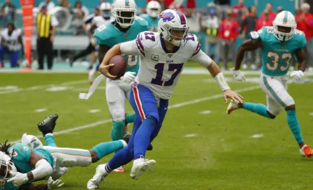 Josh Allen lanzó para tres touchdowns y Buffalo derrotó a Miami