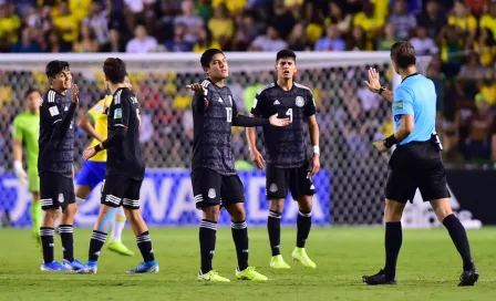 Exárbitros de México respaldaron al VAR tras penalti a favor de Brasil sobre el Tri