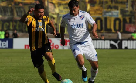 Walter Gargano sufrió fractura en Clásico Peñarol contra Nacional