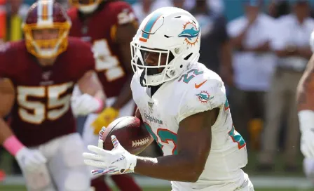 Dolphins cortó a Mark Walton por golpear a su novia embarazada