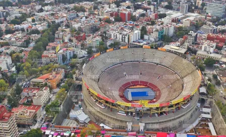 Así luce cancha en Plaza México para partido de Roger Federer