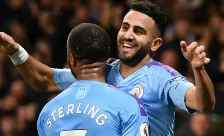 Manchester City remontó frente a Chelsea y sigue cerca de la cima