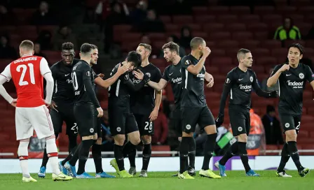 Arsenal cayó ante Eintracht Frankfurt y no logró amarrar su clasificación