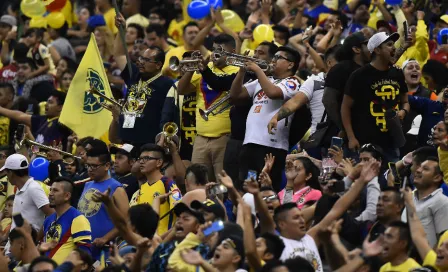 Aficionados del América se 'agarraron a golpes' a fuera del Azteca