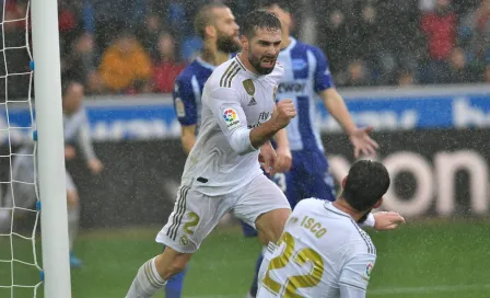 Real Madrid sufrió de más, pero derrotó al Alavés y tomó la cima de España 