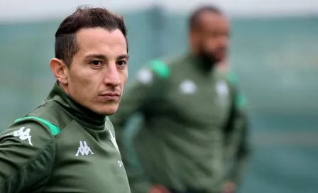 Real Betis oficializó renovación de Andrés Guardado hasta 2022