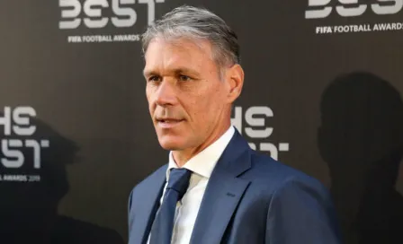 Marco van Basten, fuera del FIFA 20 tras bromear con saludo Nazi