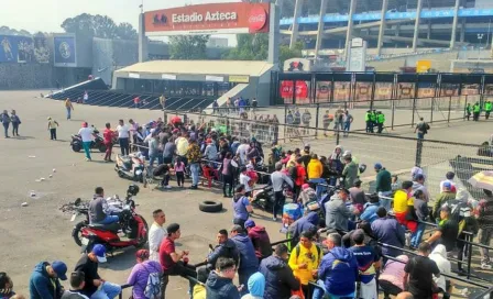 Estadio Azteca presentó largas filas por boletos para la Final de Vuelta