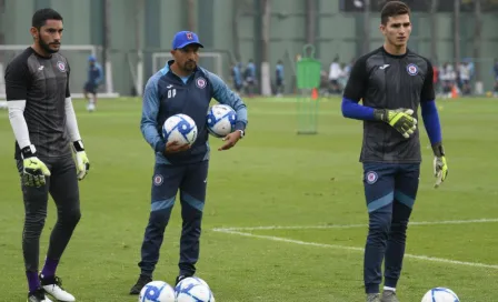 Cruz Azul: Jurado, Corona y Conejo, tres generaciones unidas en busca del título