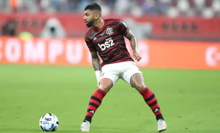 Gabigol se hace enorme tatuaje, pero con error garrafal