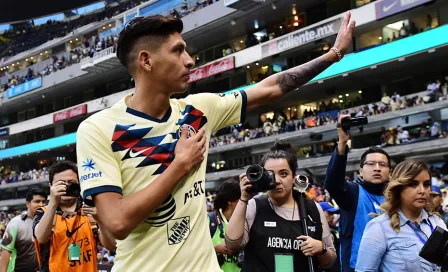 América: Edson Álvarez acudió al entrenamiento abierto en el Azteca