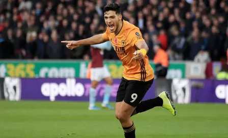 Raúl Jiménez, el más productivo en la historia de Wolves en Premier 