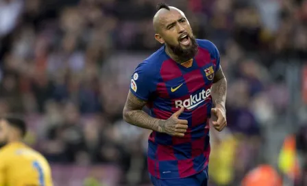 Inter de Milán ofrecerá 12 mde al Barcelona por Vidal, aseguran en Italia 