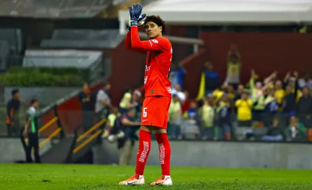 Memo Ochoa: 'Cancha del Estadio Azteca no está apta para una Final'