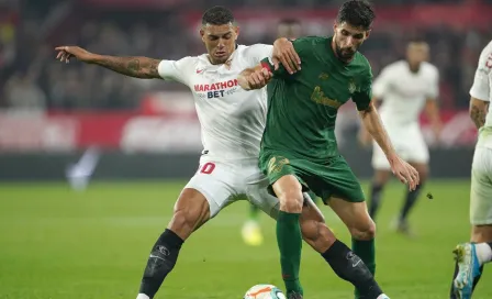 Chicharito vio desde la banca el empate del Sevilla ante el Athletic de Bilbao