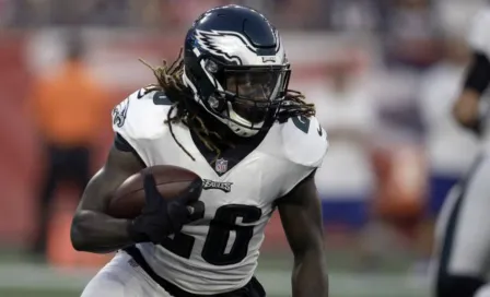 Jay Ajayi, excorredor de la NFL, firmado por equipo profesional de e-Sports