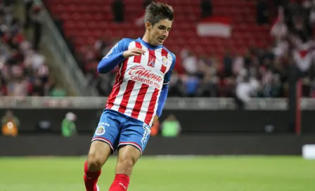 Chivas: Isaác Brizuela dijo desconocer la firma de compromisos de Peláez