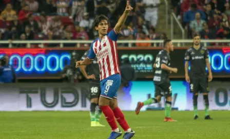 JJ Macías incitó a Carlos Salcedo a volver a Chivas