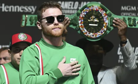 Floyd Mayweather y Canelo Álvarez, los grandes premiados de la BWAA