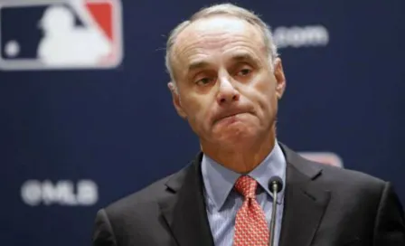 Rob Manfred, comisionado de MLB: 'No se ha planteado quitar títulos a Astros y Red Sox'