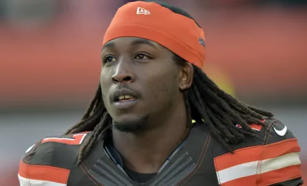 VIDEO: Kareem Hunt fue detenido, y le encontraron una bolsa con marihuana