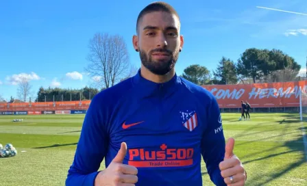 Atlético de Madrid anunció el regreso de Yannick Carrasco