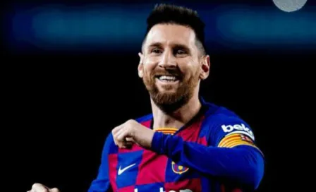 VIDEO: Messi se divirtió jugando futbol con sus hijos dentro de su casa 