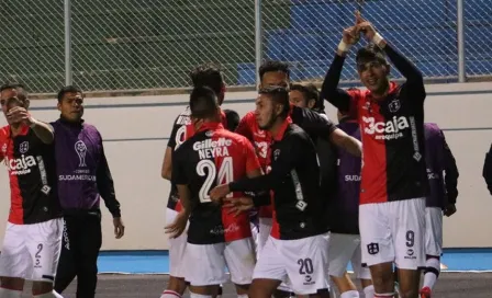 Othoniel Arce hizo gol con Melgar de Perú en Copa Sudamericana 