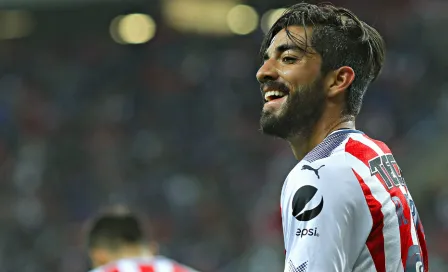 Aficionado de las Chivas se tatuó la cara de Rodolfo Pizarro