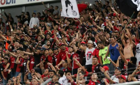 Líder de Barra del Atlas criticó a sector del estadio que abucheó a los Zorros