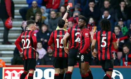 Bournemouth pidió a la Premier League investigar a árbitro por actitud irrespetuosa 