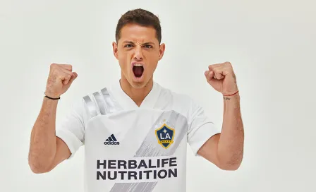 Chicharito recibió su visa y debutaría con Galaxy este sábado