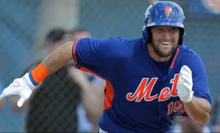 Tim Tebow rechazó invitación de XFL por buscar un lugar con los Mets en la MLB