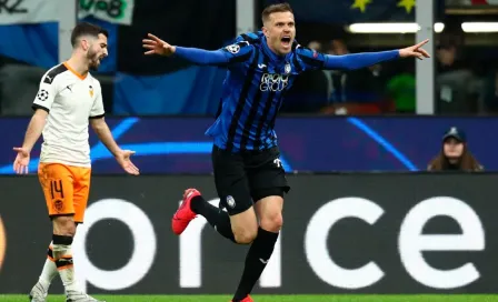 Atalanta goleó al Valencia y pone un pie en los Cuartos de Final de Champions League