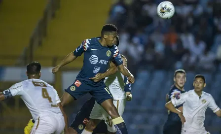 América: Andrés Ibargüen recibió una aparatosa entrada ante Comunicaciones