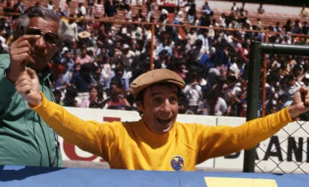 Chespirito recibió emotivos homenajes de equipos nacionales e internacionales