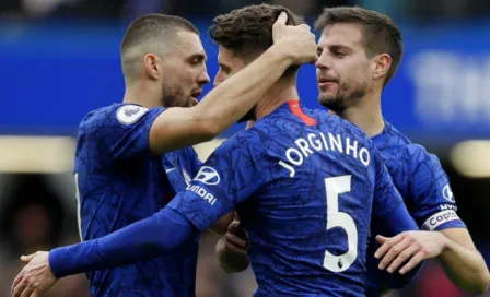 Chelsea derrotó a Tottenham de Mourinho y lo alejó de puestos de Champions