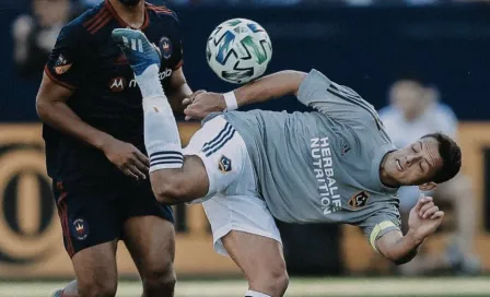 Chicharito Hernández lució con jugada de fantasía en amistoso con LA Galaxy