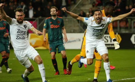 Edson Álvarez jugó los 90 minutos en eliminación del Ajax de la Copa de Holanda ante el Utrecht