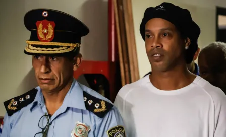 Ronaldinho y su hermano permanecerán en prisión preventiva