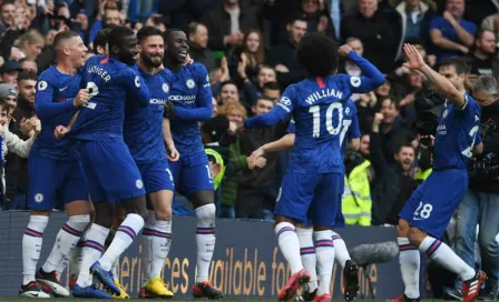 Chelsea goleó al Everton y afianzó su posición en puestos de Champions