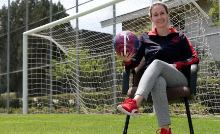 Nelly Simón: 'La Liga Femenil forma mujeres y hace que cumplan sus sueños'