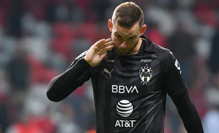 Vincent Janssen se perderá juego contra Chivas en la Jornada 10