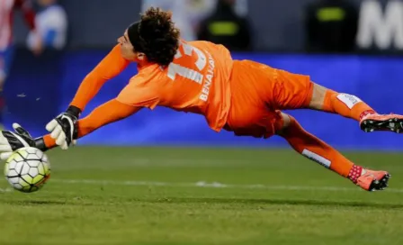 VIDEO: La Liga recordó las mejores atajadas de Memo Ochoa en España