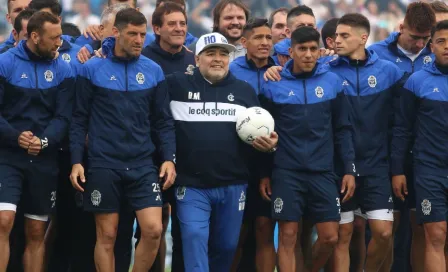 Maradona se ofreció a reducir su salario en Gimnasia ante crisis por COVID-19