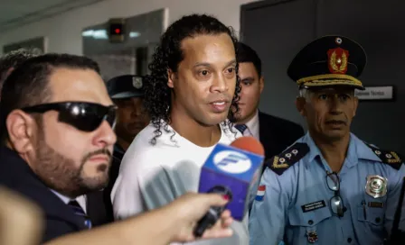 Ronaldinho mandó video desde la cárcel