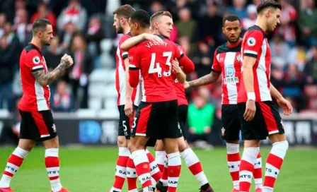 Southampton, primer equipo de la Premier League en reducir sueldos de futbolistas