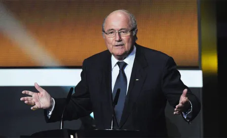 Blatter sería exonerado de una de las investigaciones por corrupción 